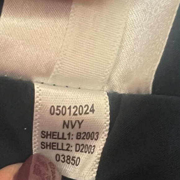 Tommy Hilfiger Women's Navy Quilted Puffer Jacket - Picture 9 of 12